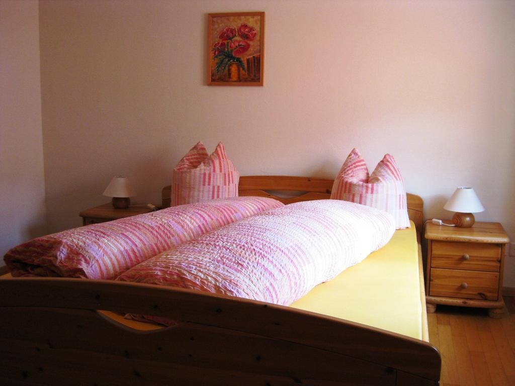 Pensiun Garni Plaz Hotel Scuol Cameră foto