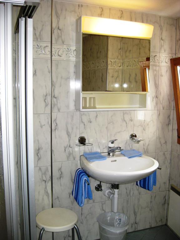 Pensiun Garni Plaz Hotel Scuol Cameră foto